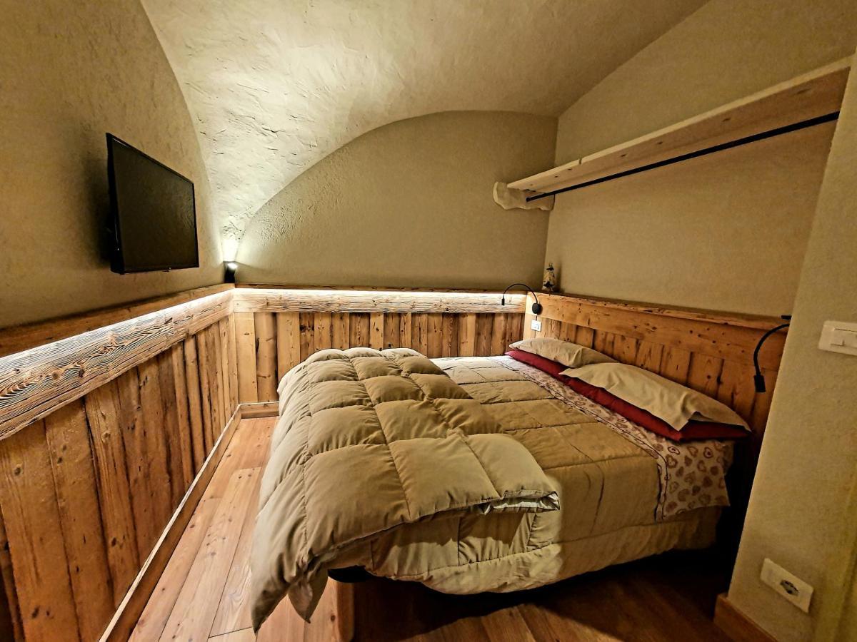 Le Bibelot Apartments Nus Bagian luar foto